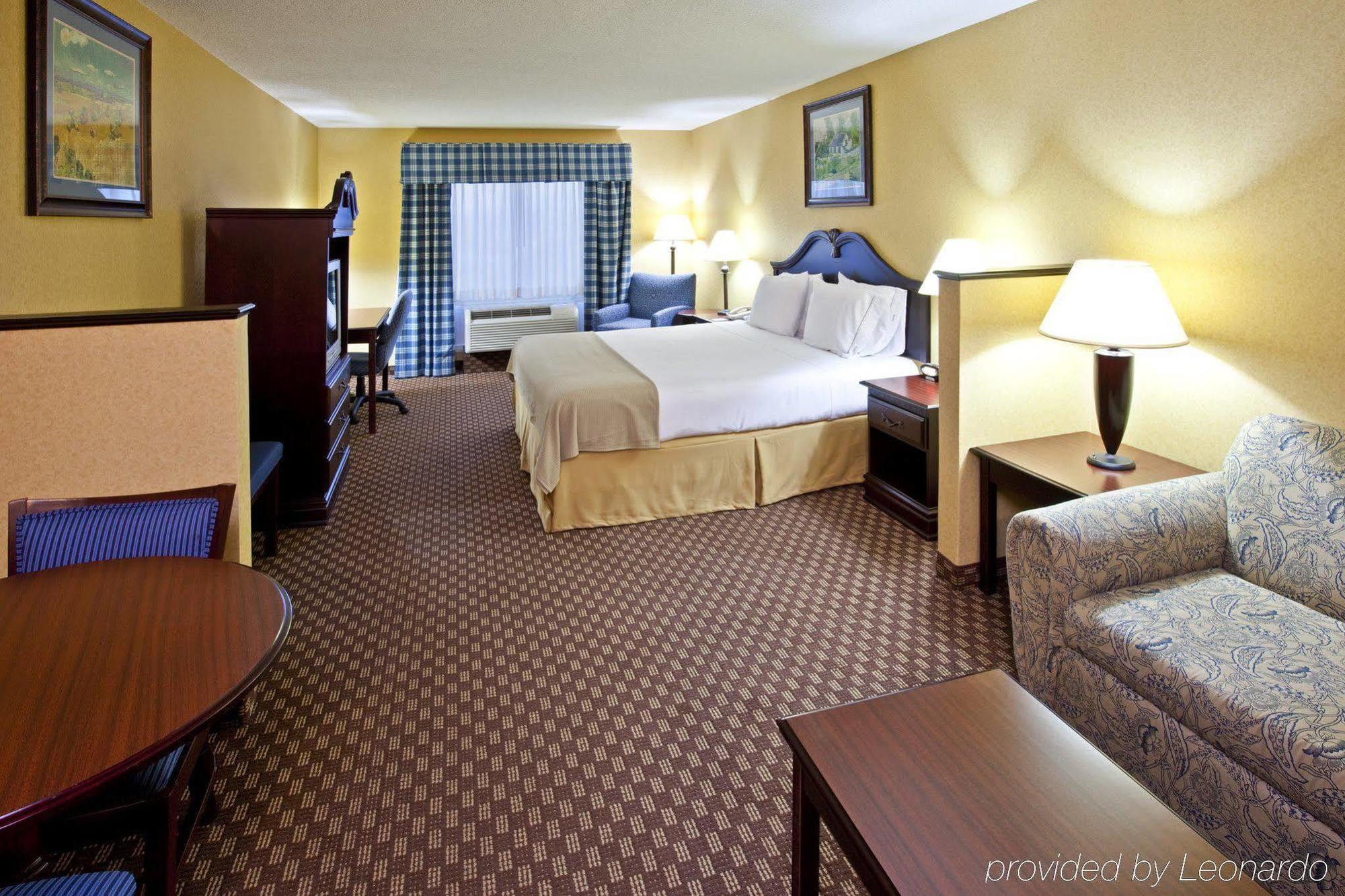 Holiday Inn Express Hotel & Suites Frankfort By Ihg Exterior foto