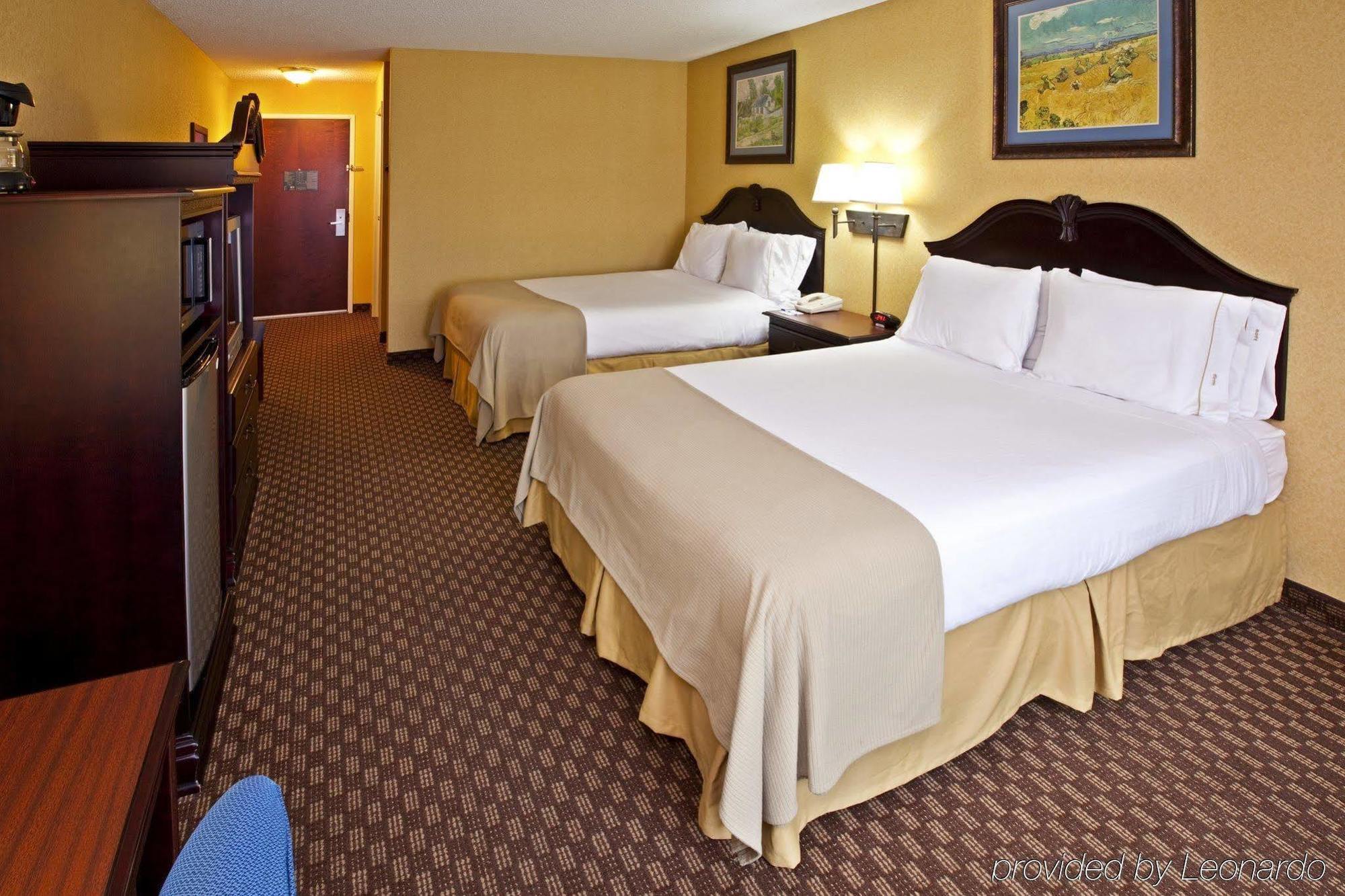 Holiday Inn Express Hotel & Suites Frankfort By Ihg Zimmer foto
