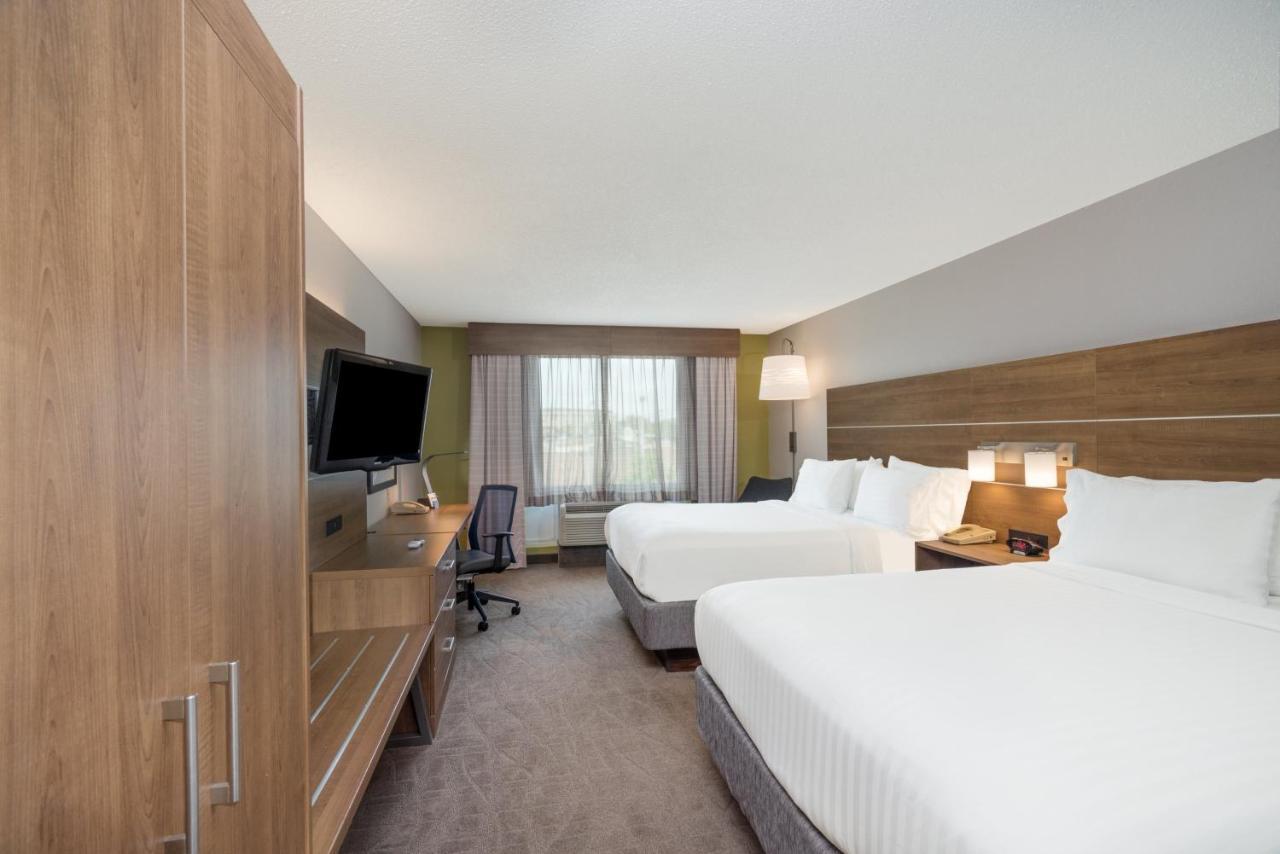 Holiday Inn Express Hotel & Suites Frankfort By Ihg Exterior foto